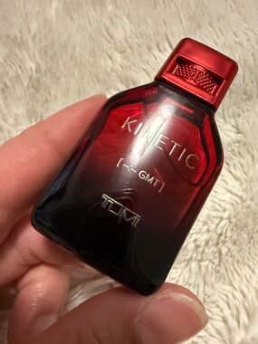 TUMI KINETIC Eau de Parfum 7.5ml mini